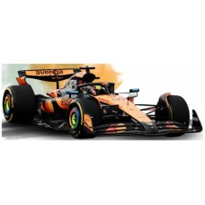 SOL1818702 - 1/18 MCLAREN MCL39 ORANGE O.PIASTRI NO.81 GP CHINA 2025