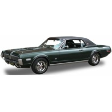 SUNH1575 - 1/18 MERCURY COUGAR XR7G AUGUSTA GREEN 1968