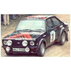 SUNH4863R - 1/18 FORD ESCORT RS1800 NO.31 SHINOZUKA K.HARRIS B RALLYE DE PORTUGAL VINHO DO PORTO 1981