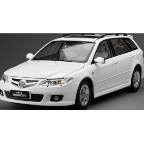 SUNH5881 - 1/18 MAZDA 6 WAGON GLACIER WHITE