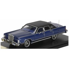 SUNH60002 - 1/64 LINCOLN CONTINENTAL TOWN CAR DARK BLUE 1979