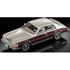 SUNH60102 - 1/64 CADILLAC SEVILLE 1980 CANYON ROCK/DESERT SAND FIREMIST