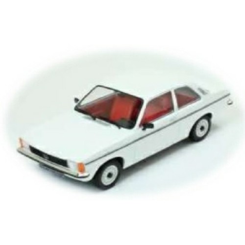 T9-1800120 - 1/18 OPEL KADETT C2 1977 2DR - WHITE WITH RED
