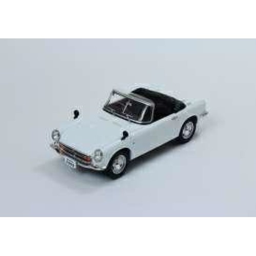 T9-1800192 - 1/18 1966 HONDA S800 WITH REMOVABLE SOFT TOP DIECAST SEALED BODY SERIES WHITE
