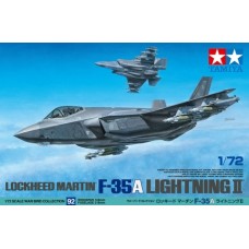 TAM60792 - 1/72 LOCKHEED MARTIN F-35B LIGHTING II (PLASTIC KIT)