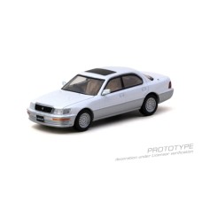 TCT64G082WH - 1/64 LEXUS LS400 (UCF10) PEARL WHITE
