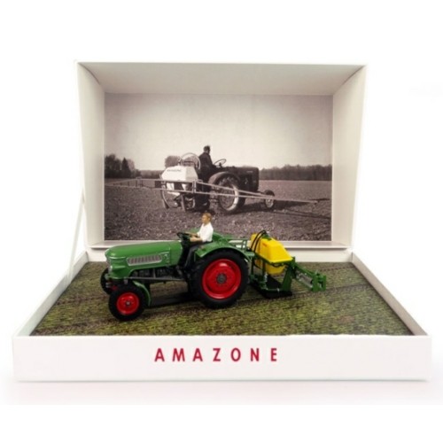 UH6201 - 1/32 AMAZONE S300 SPRAYER BOX SET WITH FENDT FARMER 2 AND FIGURE LIMITED EDITION 120 PCS