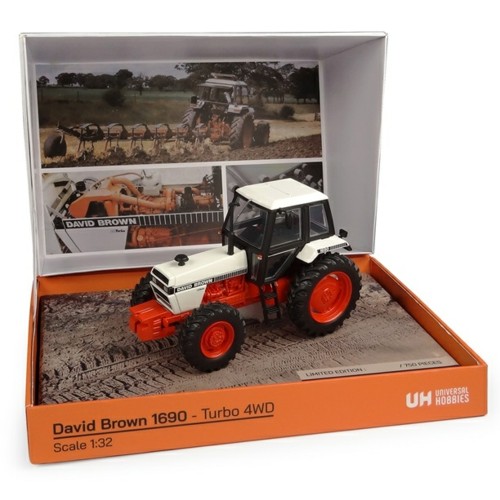 UH6755 - 1/32 DAVID BROWN 1690 TURBO 4WD (1982-1983)