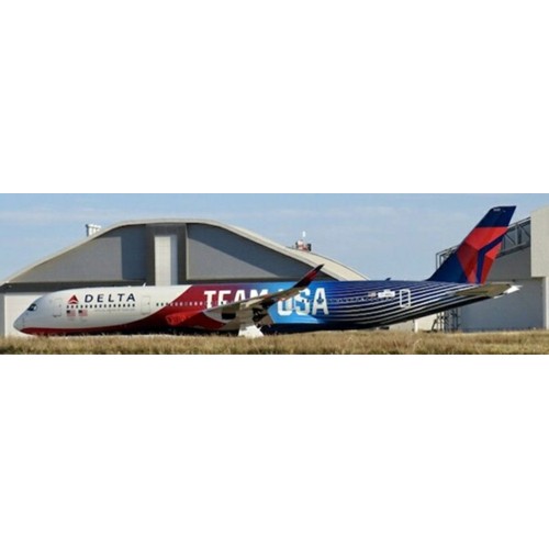 WB4062 - 1/400 N531DN DELTA AIR LINES AIRBUS A350-900 TEAM USA DETACHABLE GEAR