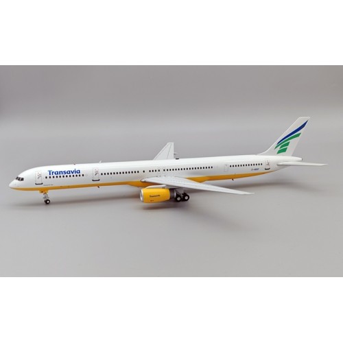 WB753BOF - 1/200 TRANSAVIA AIRLINES 757-330 B-ABOF WITH STAND LIMITED