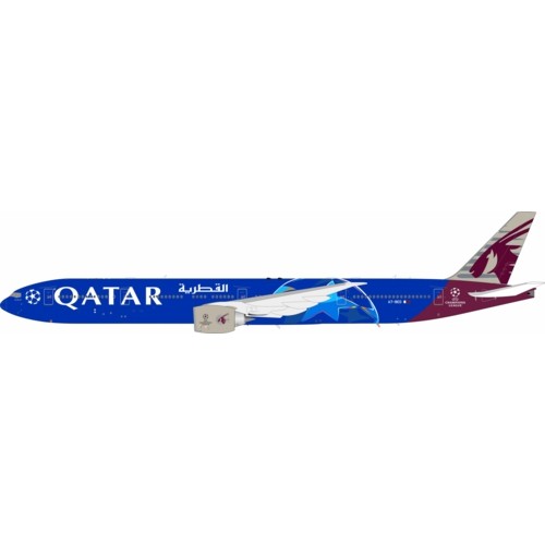 WB773QTBED - 1/200 QATAR AIRWAYS BOEING 777-3DZER A7-BED WITH STAND
