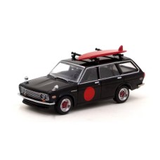 TCT64G026BK - 1/64 DATSUN 510 WAGON WITH SURFBOARD, BLACK/RED
